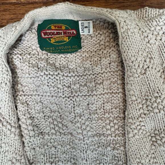 Cream Knit Button-Up Vest - Picture 3 of 8